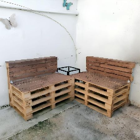 Appartement Charmant A Avignon 50 M² Terrasse Privee Екстериор снимка