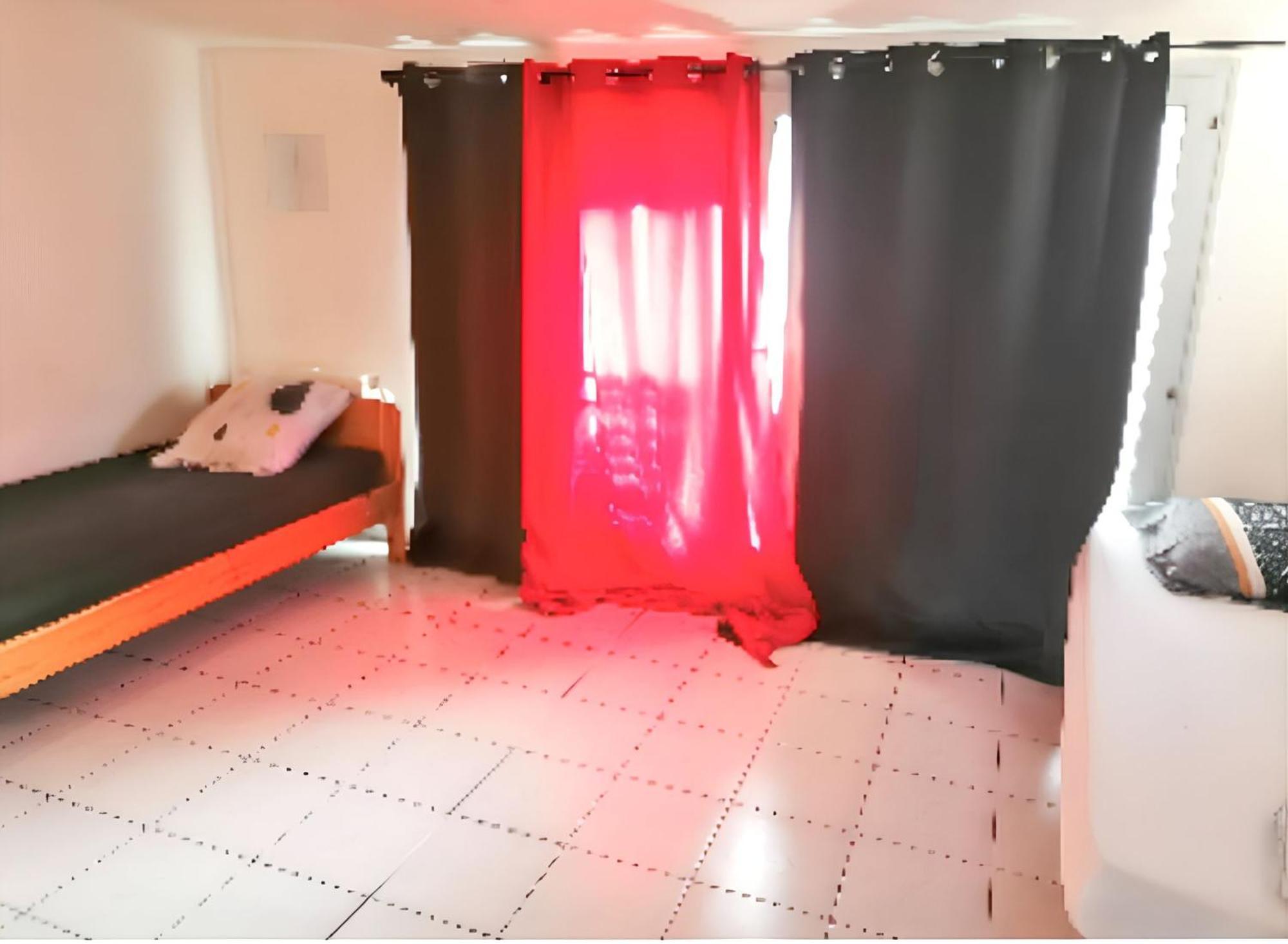 Appartement Charmant A Avignon 50 M² Terrasse Privee Екстериор снимка